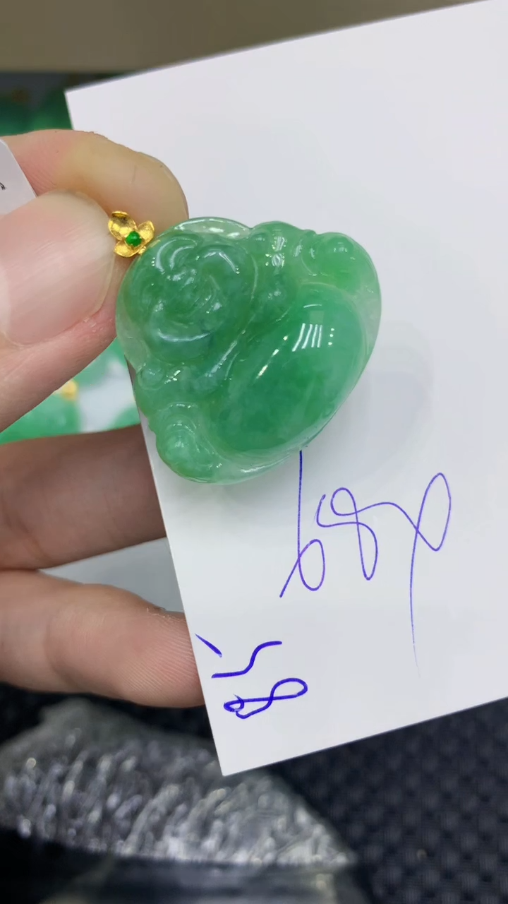 颈饰18K金镶嵌翡翠翡翠11111