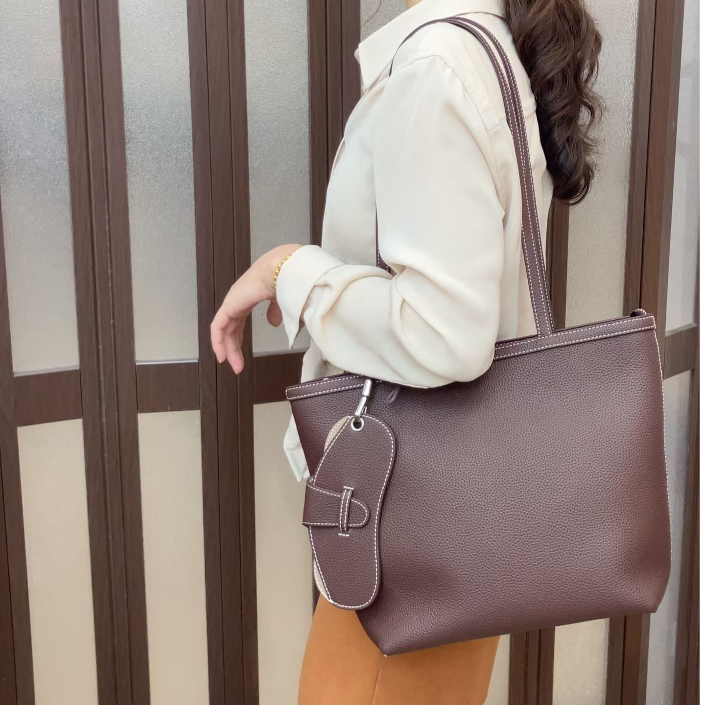 意大利进口软皮托特包单肩包女简约百搭通勤单肩腋下包