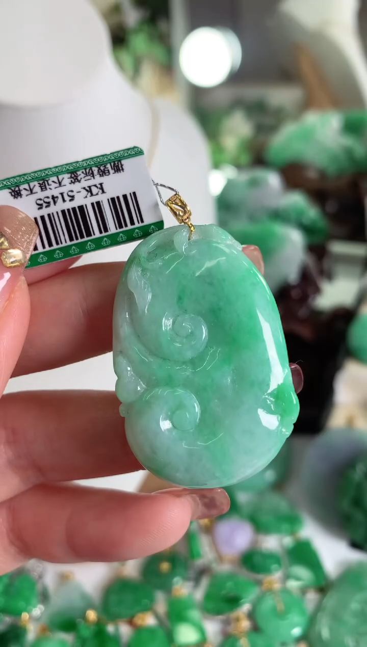 【闪购商品】翡翠吊坠(不含链)18K金镶嵌挂件