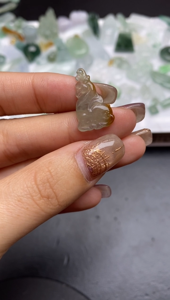 【闪购商品】定制翡翠未镶嵌翡翠毛货~