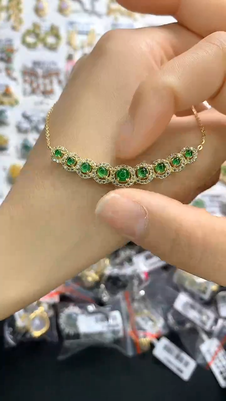 翡翠银S925镶嵌颈饰翡翠 银S925镶嵌 颈饰