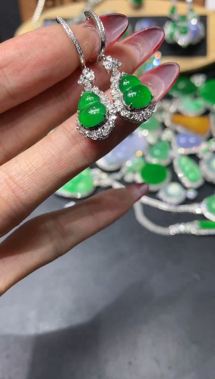 【闪购商品】定制翡翠18K金镶嵌团购