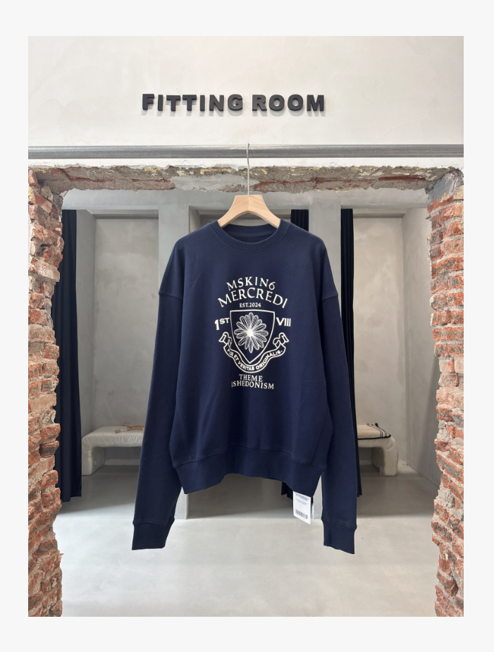 字母花朵休闲圆领卫衣