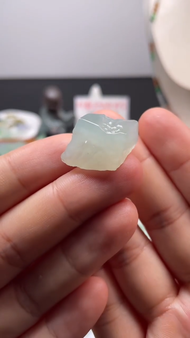 吊坠(不含链)未镶嵌翡翠缅甸天然翡翠，不包工