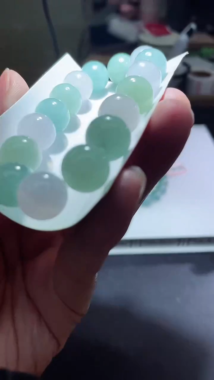 【闪购商品】定制翡翠未镶嵌翡翠多样性发货