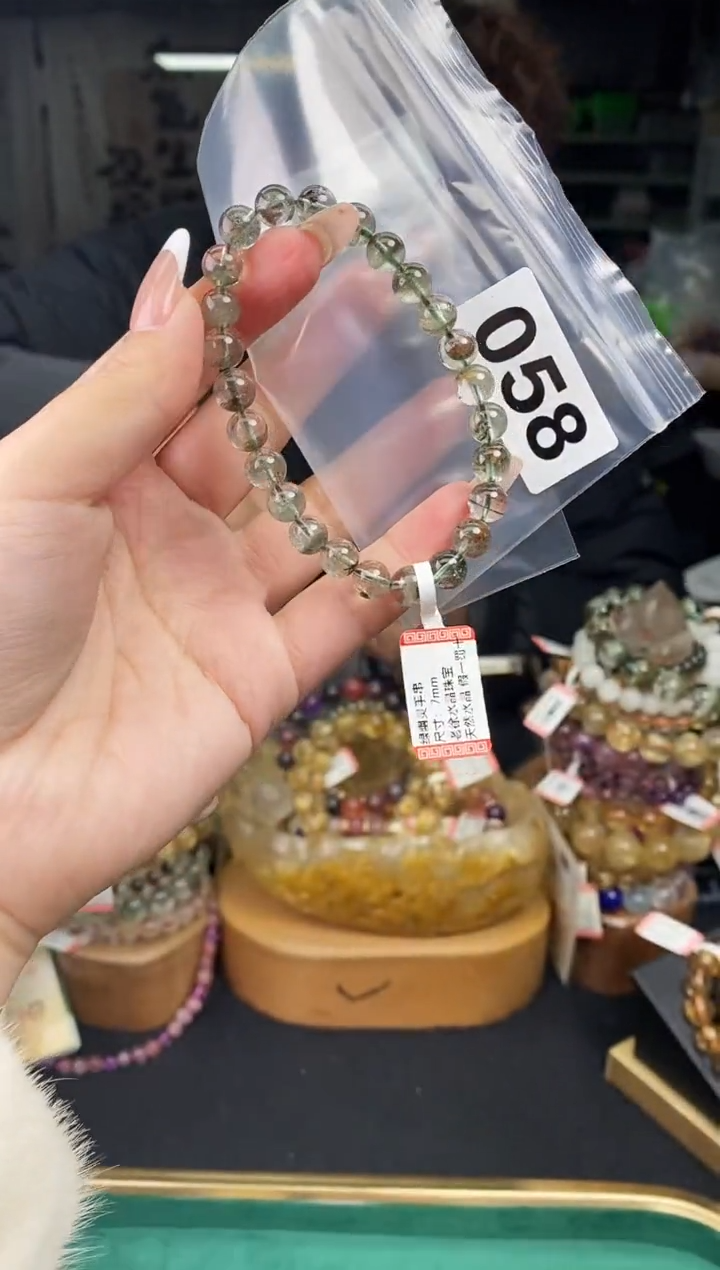 【闪购商品】水晶手串未镶嵌手串058