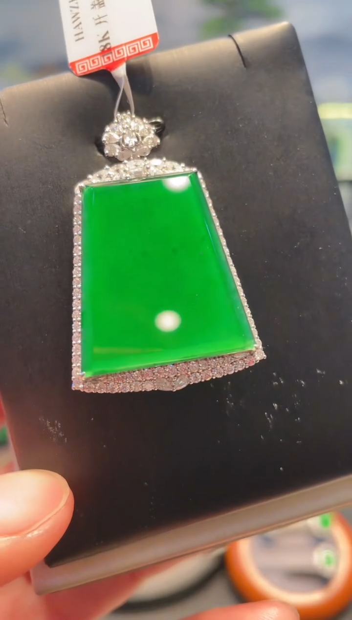 【闪购商品】翡翠颈饰18K金镶嵌A92天然A货翡翠