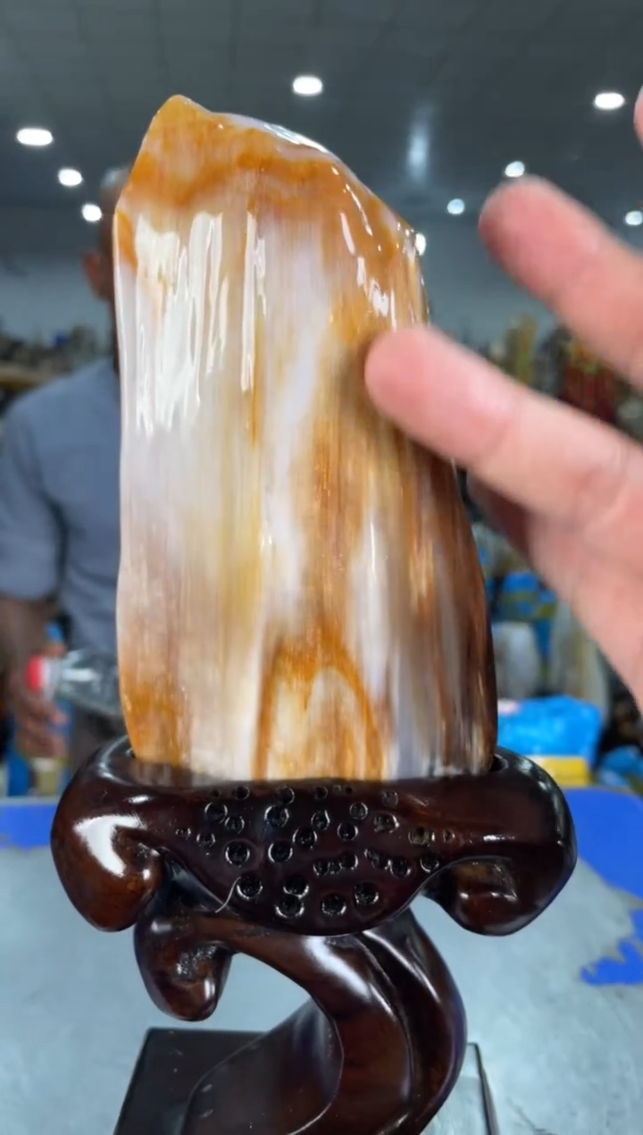 【闪购商品】硅化玉摆件未镶嵌64