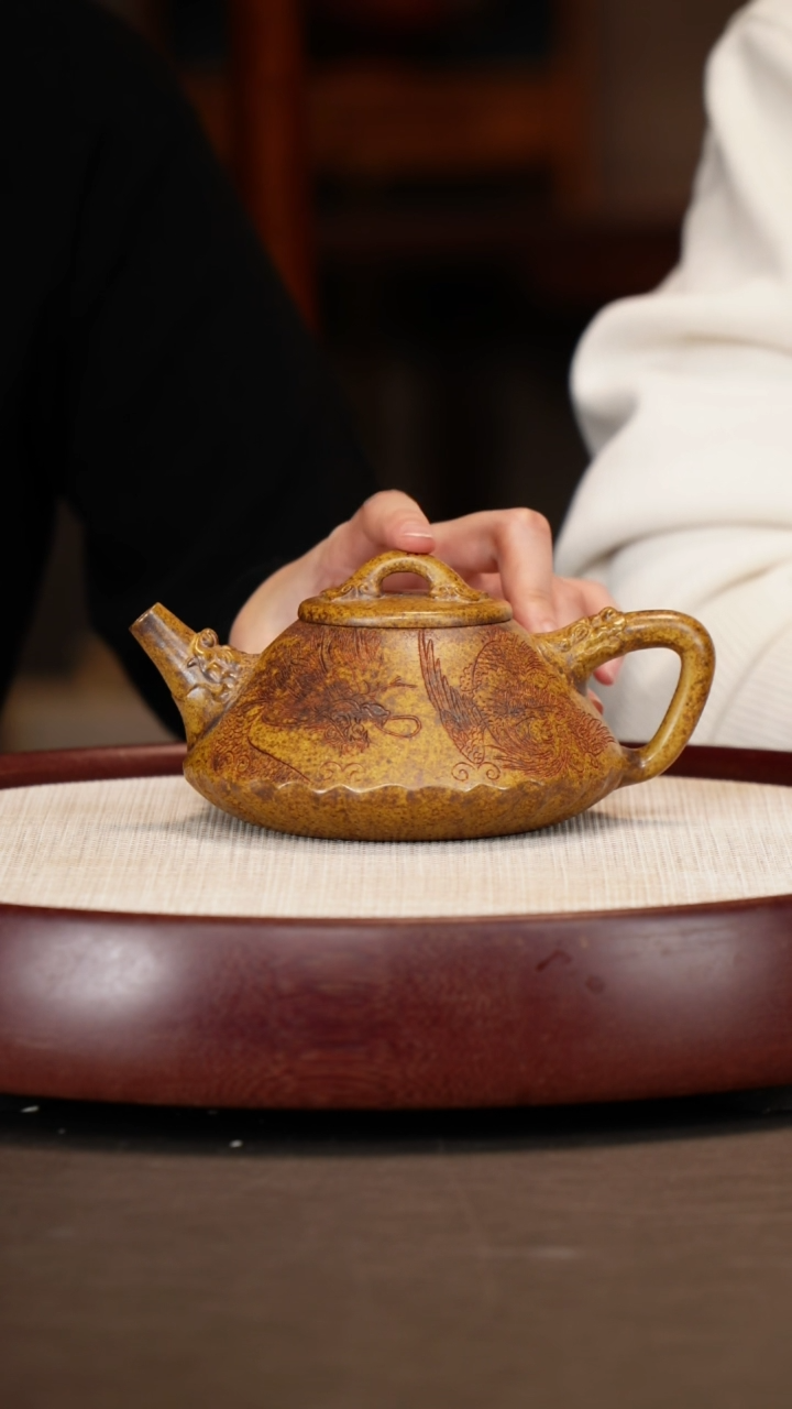 【闪购商品】紫砂茶壶柴烧龙韵石瓢340c+杯