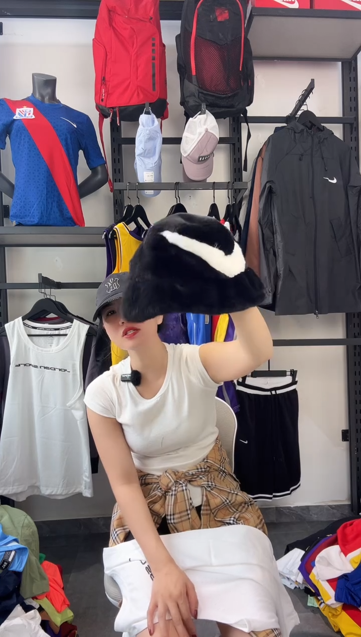 415编码 耐克卫衣服饰过款为准 尺码