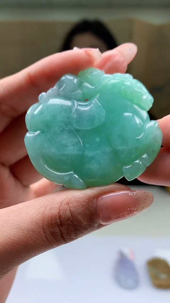 【闪购商品】定制翡翠未镶嵌4829MM-毛货挂件97