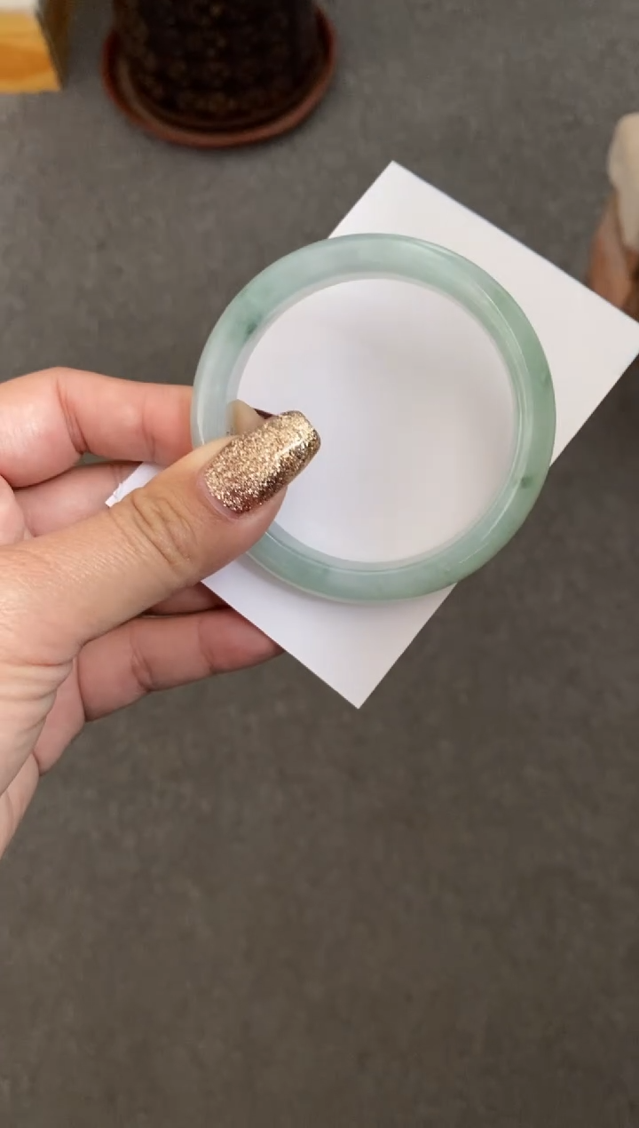 【闪购商品】翡翠手镯未镶嵌圈口55+