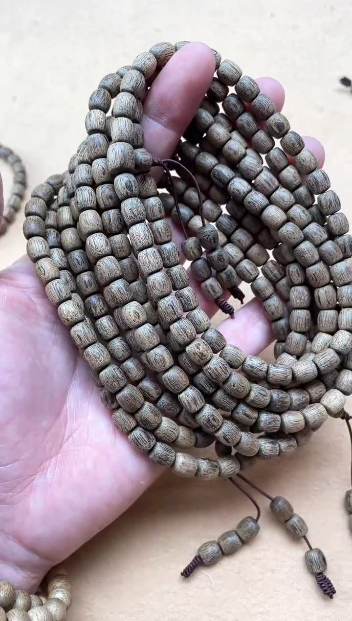 【闪购商品】沉香手串文莱0.7老型多圈多样性发其一