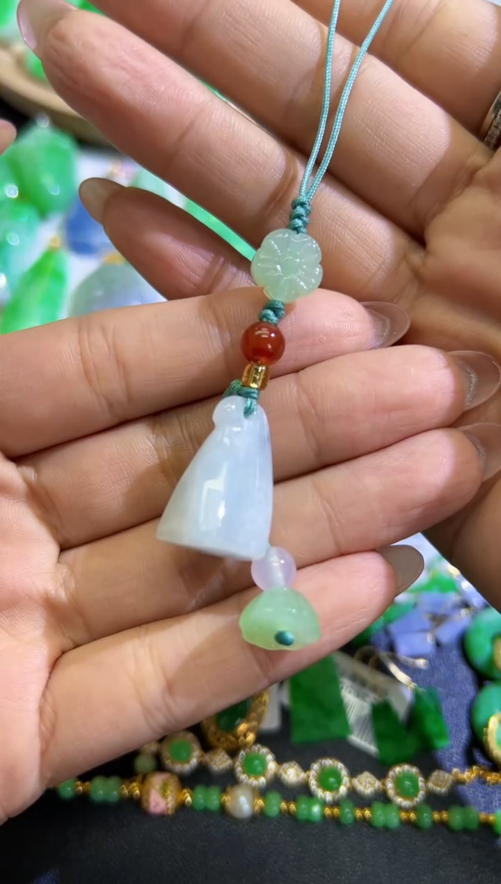 【闪购商品】翡翠挂件未镶嵌Q缅料A货翡翠/多样性发货/一件