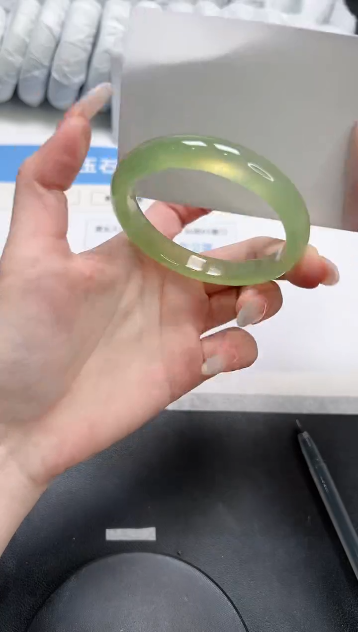 石英质玉未镶嵌手镯275-55.3晴水