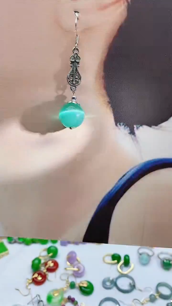 未镶嵌变石猫眼耳饰952