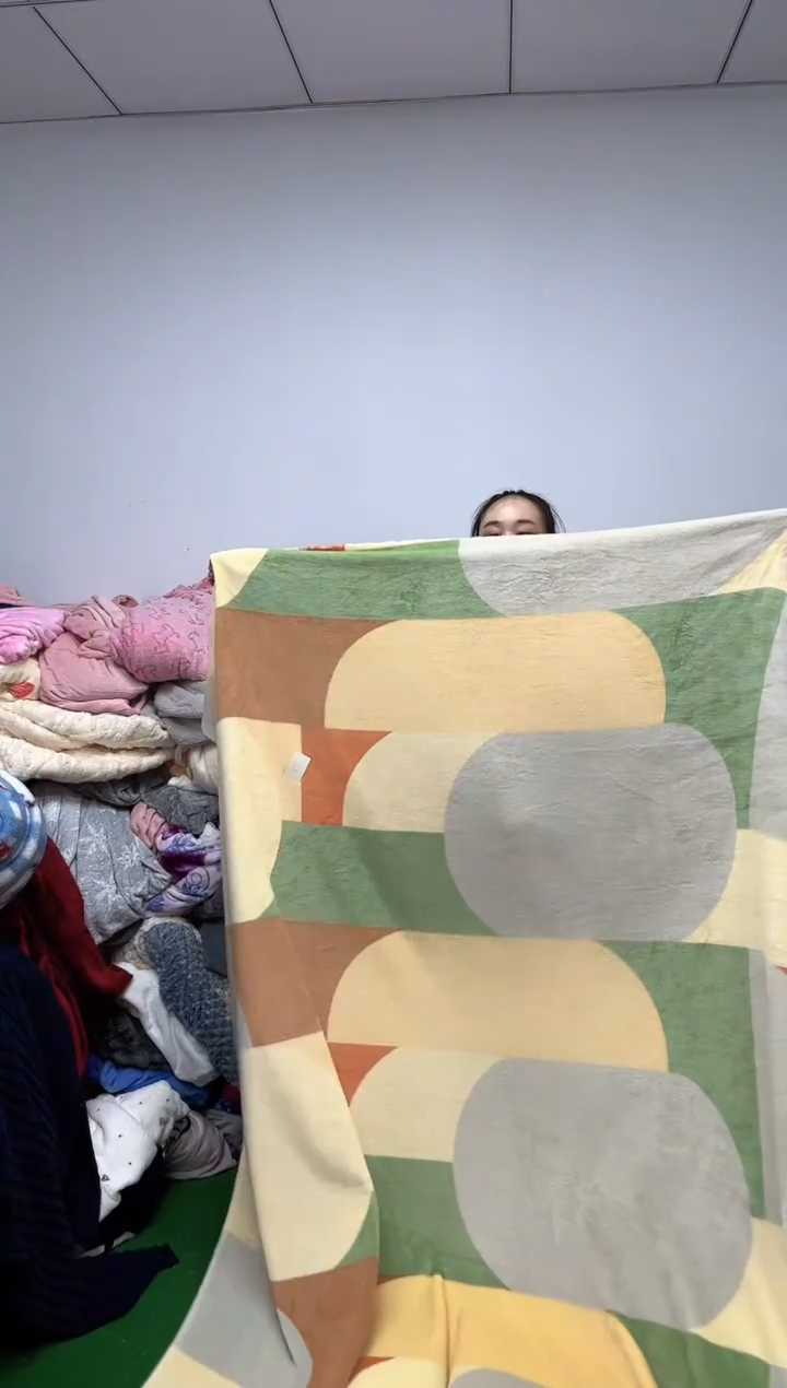 法兰绒2.4X1.8左右以主播所说为准