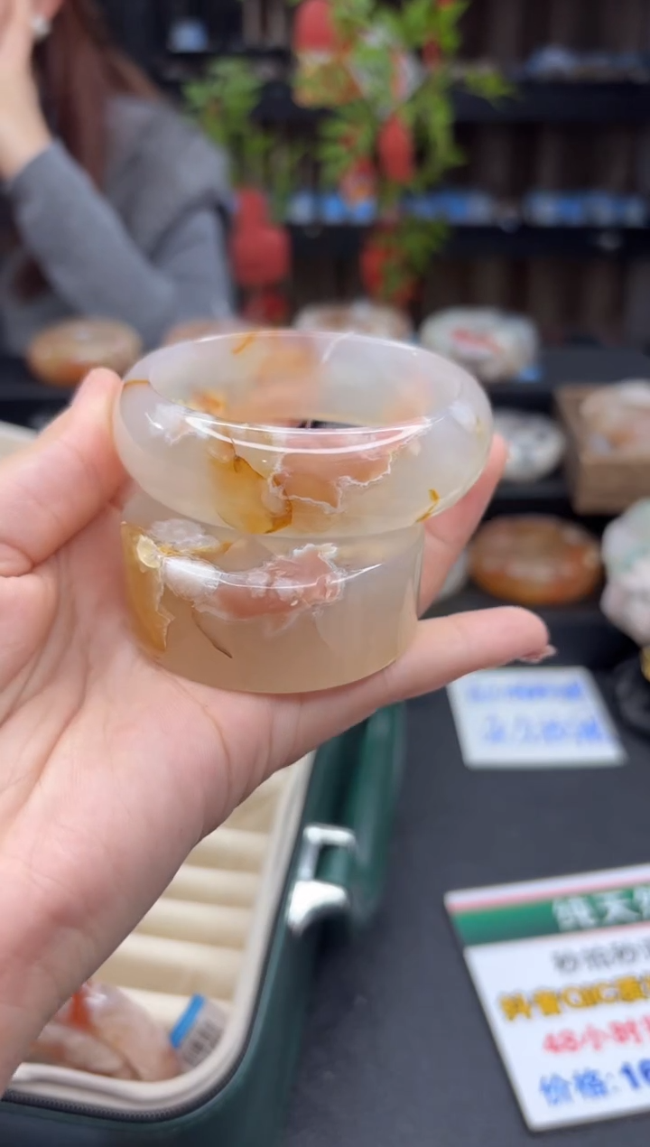 【闪购商品】石英质玉手镯未镶嵌698（57圈赠送镯心）