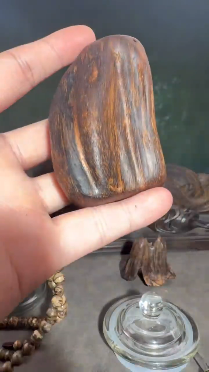 沉香手把件多样性发一