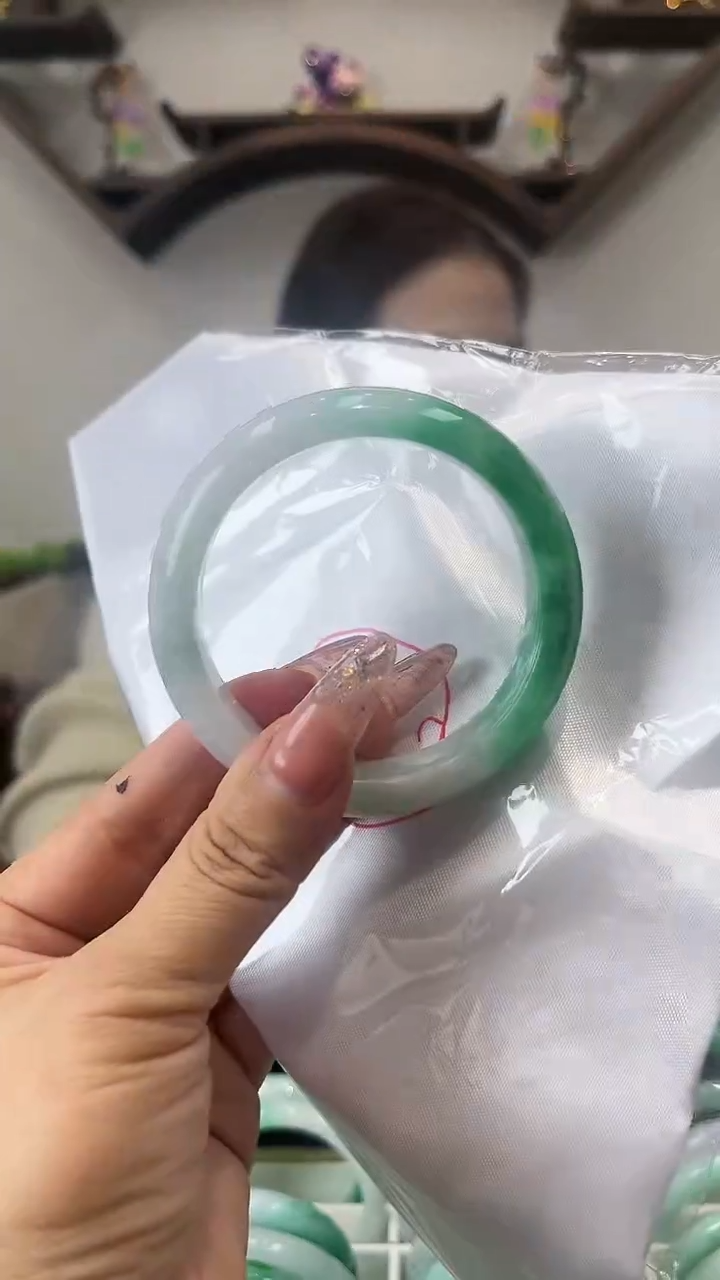 【闪购商品】砖雕闪20 圈口5 独货手镯