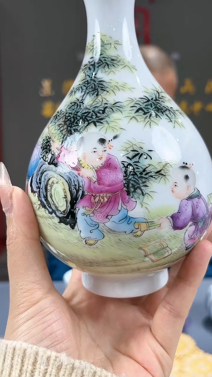 【闪购商品】官窑瓷画院188官窑瓷画院童子玉壶春