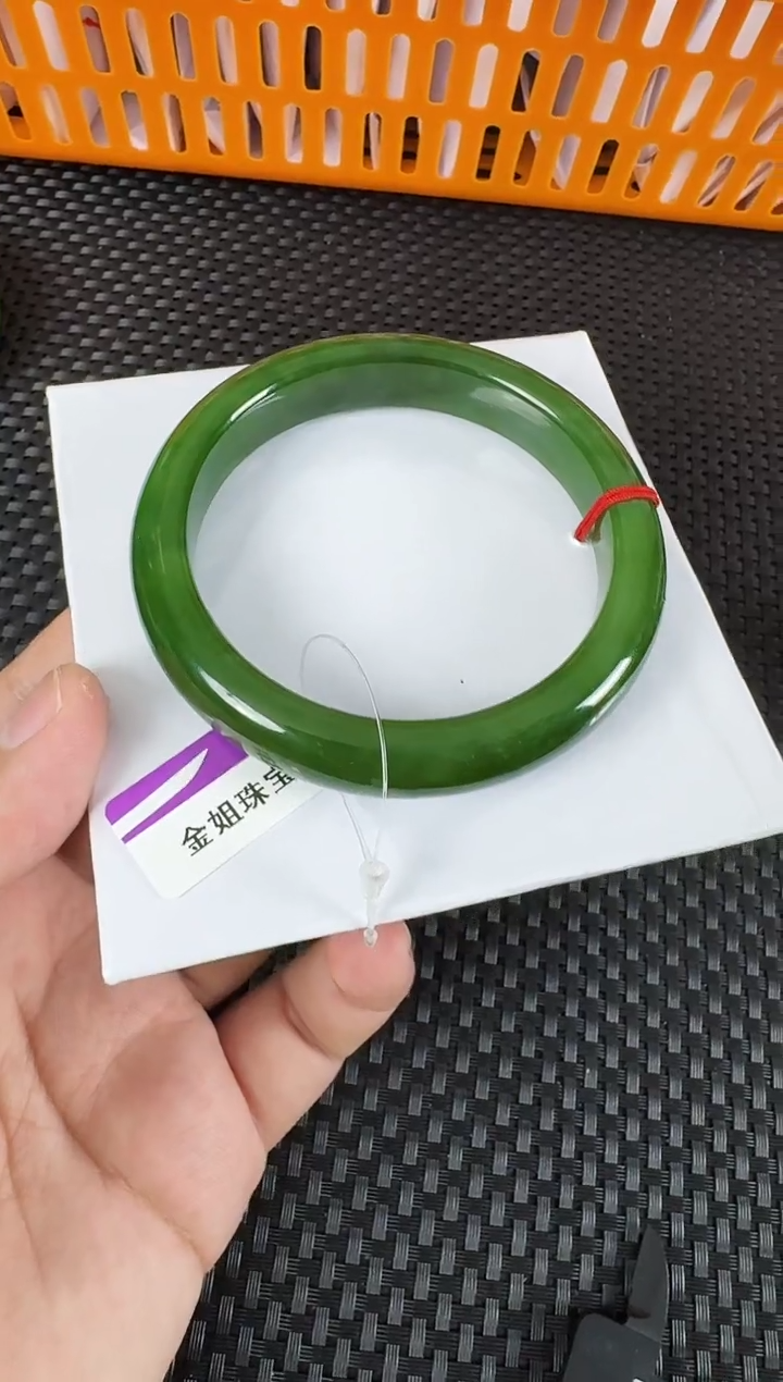 【闪购商品】和田玉（碧玉）手镯未镶嵌约59.7MM辣阳绿