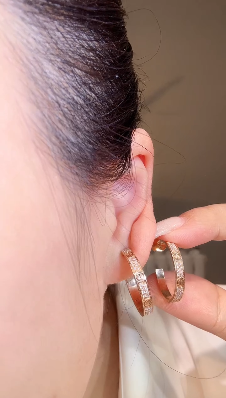 【闪购商品】钻石耳扣18K金镶嵌钉子耳扣