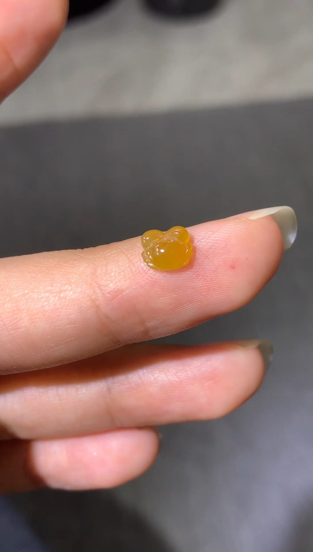 未镶嵌裸石翡翠小螃蟹