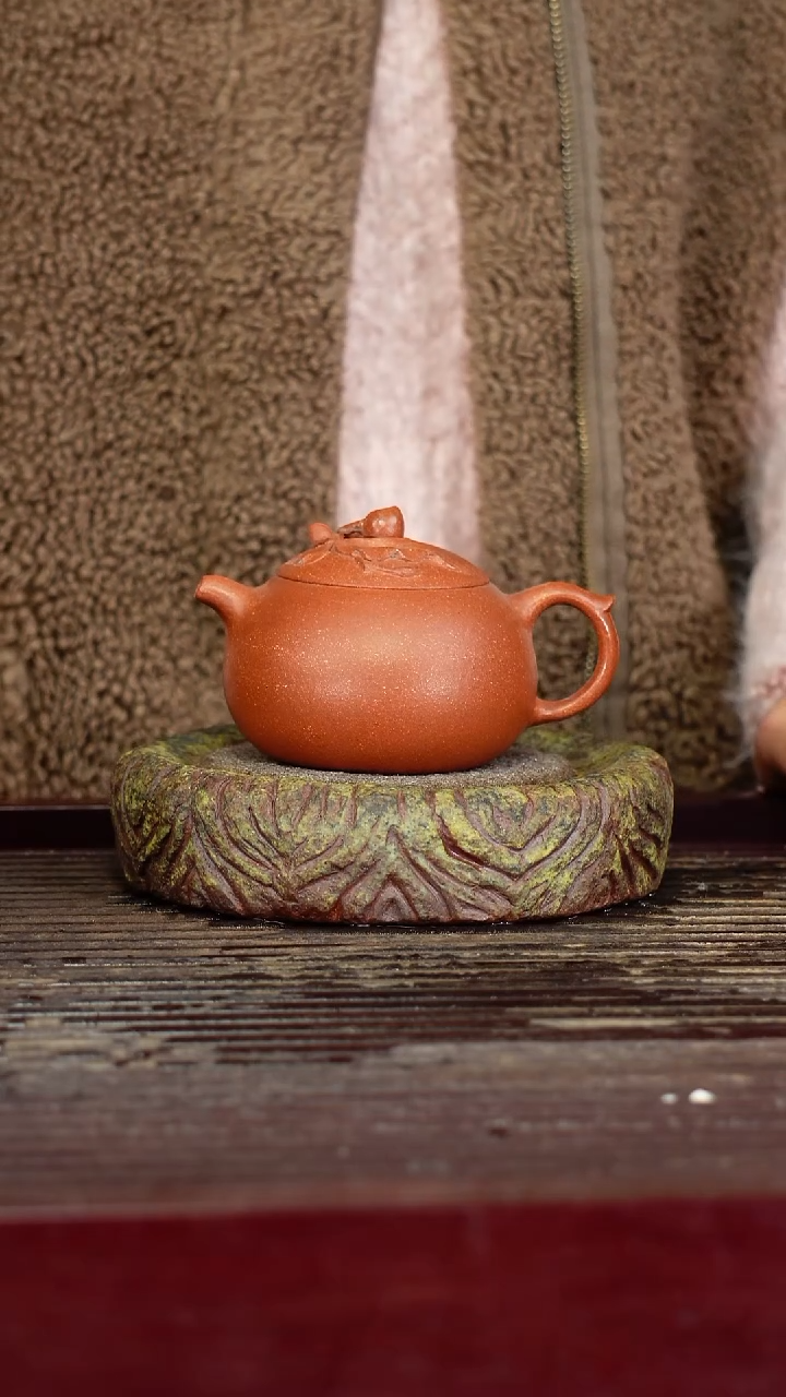宜兴原矿紫砂壶茶壶宜兴原矿紫砂壶茶壶160C