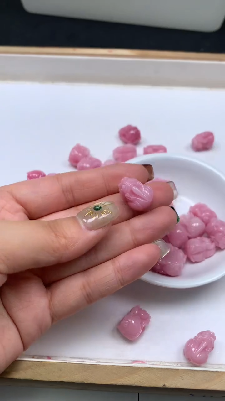 未镶嵌散珠拼合珍珠（马贝珠）A2009 女皇贝 皮休12*16mm2个5.8元