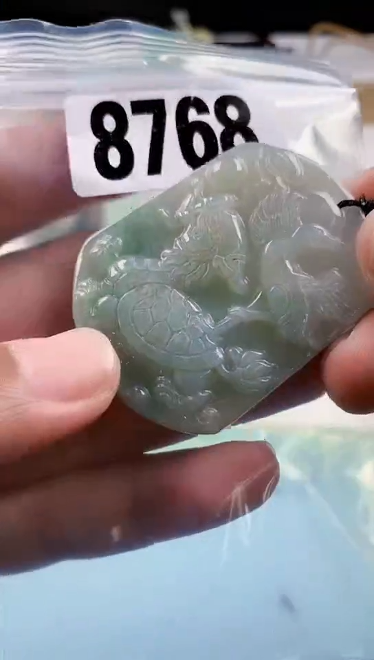 【闪购商品】翡翠挂件未镶嵌天然翡翠吊坠挂件