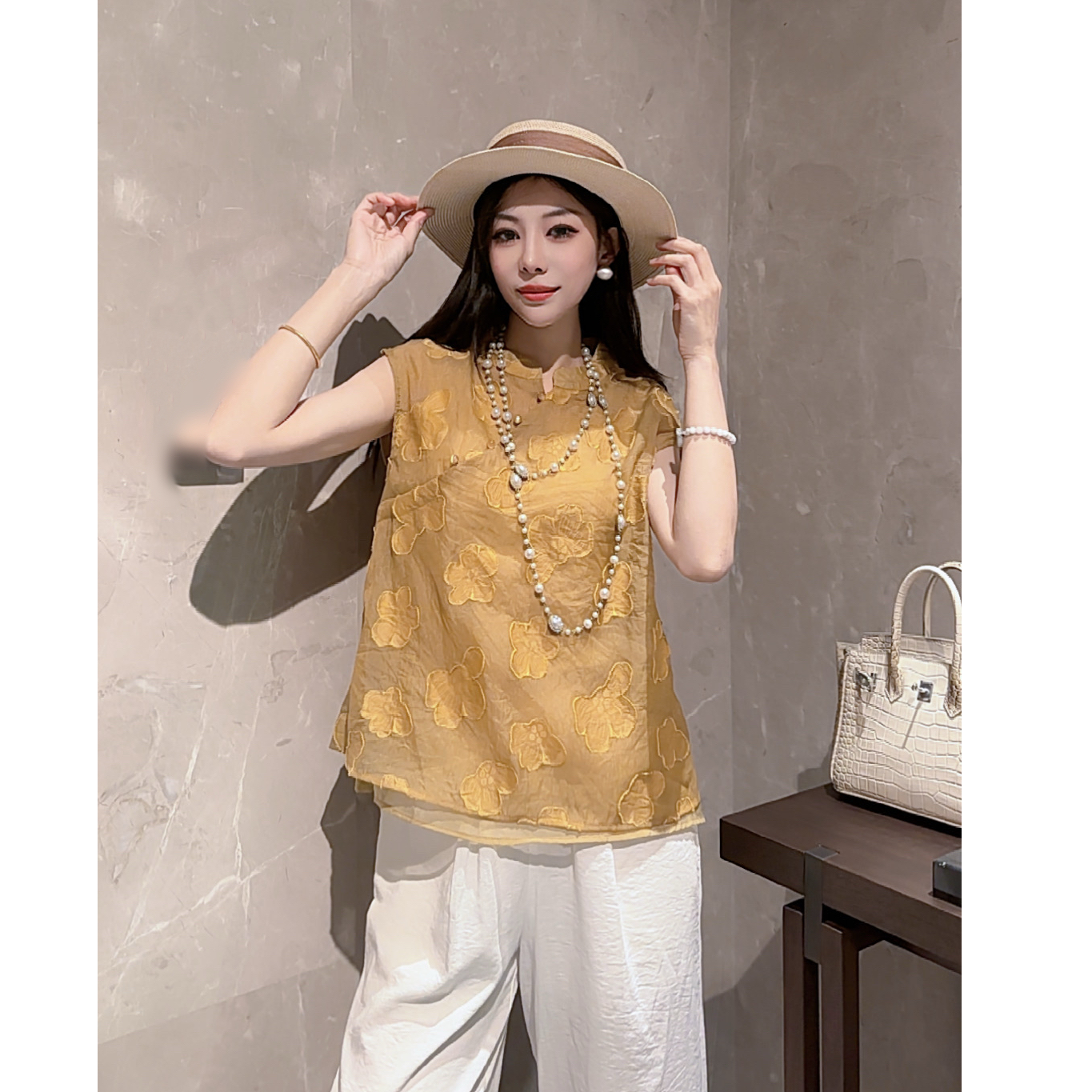 【云织逸韵】夏季新款新中式国风盘扣气质百搭刺绣压花无袖上衣2219