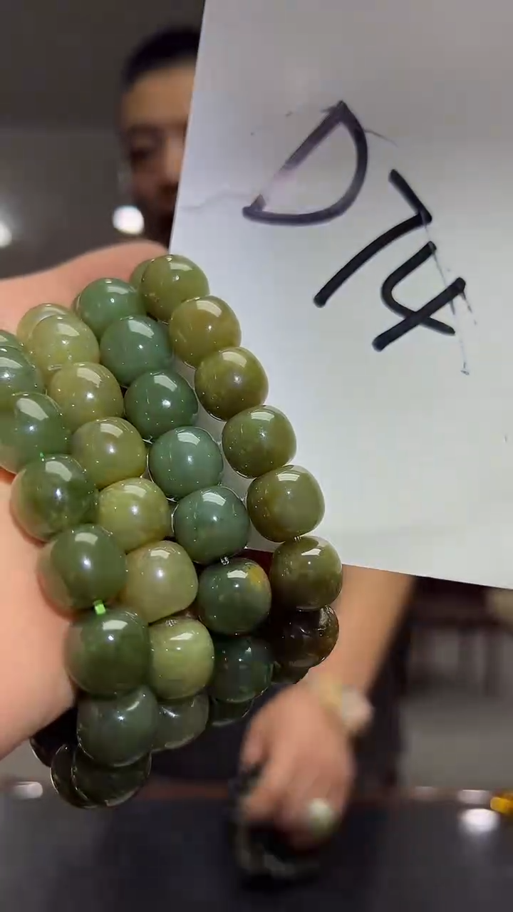 未镶嵌手链和田玉多样性发货其中发一