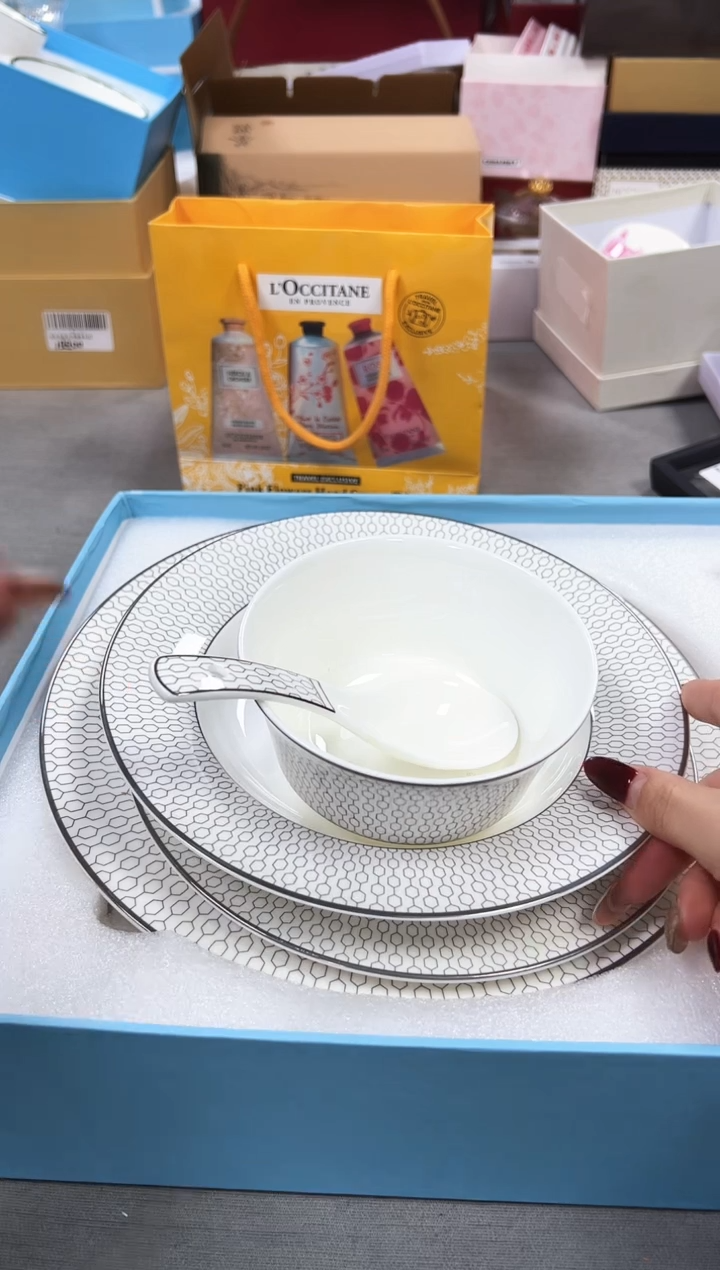 【闪购商品】瓷片新号起号不计成本，点菜就漏