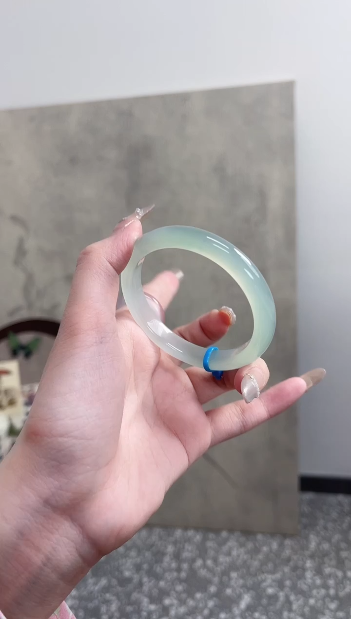 【闪购商品】玛瑙/玉髓手镯未镶嵌55-56圈