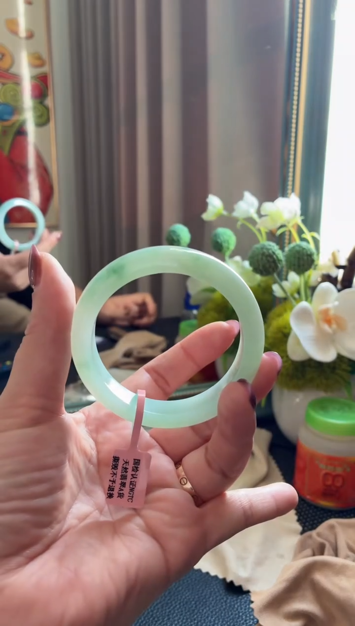 未镶嵌手镯翡翠。**思翡翠手镯 29