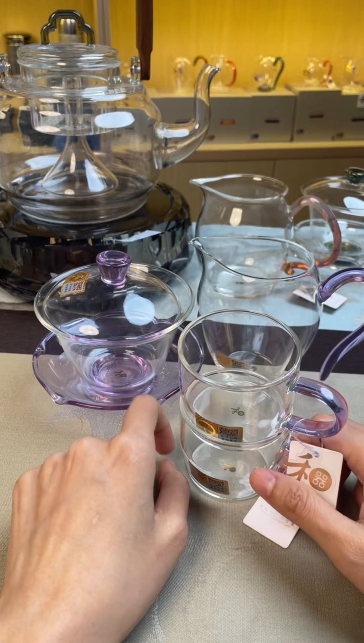 【闪购商品】荷叶盖碗+怡然茶海+清尚杯2个（浅紫色）