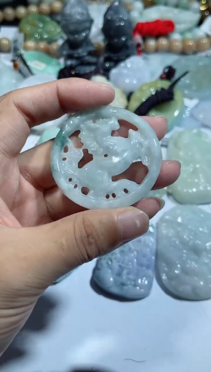 【闪购商品】翡翠颈饰未镶嵌00005800