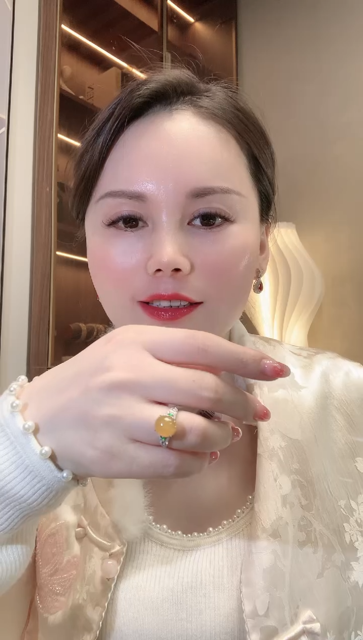 【闪购商品】翡翠戒指18K金镶嵌F14 翡翠