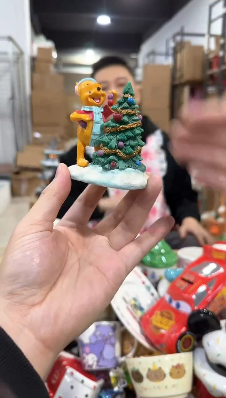 瓷片维尼圣诞树小摆件