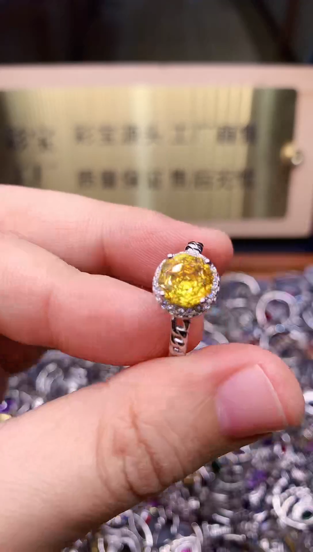 【闪购商品】蓝宝石戒指银S925镶嵌........