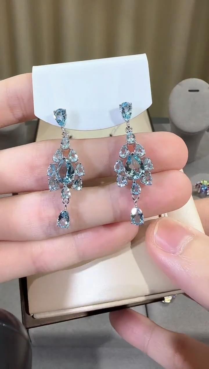 银S925镶嵌托帕石耳饰9*7mm耳坠水滴设计款