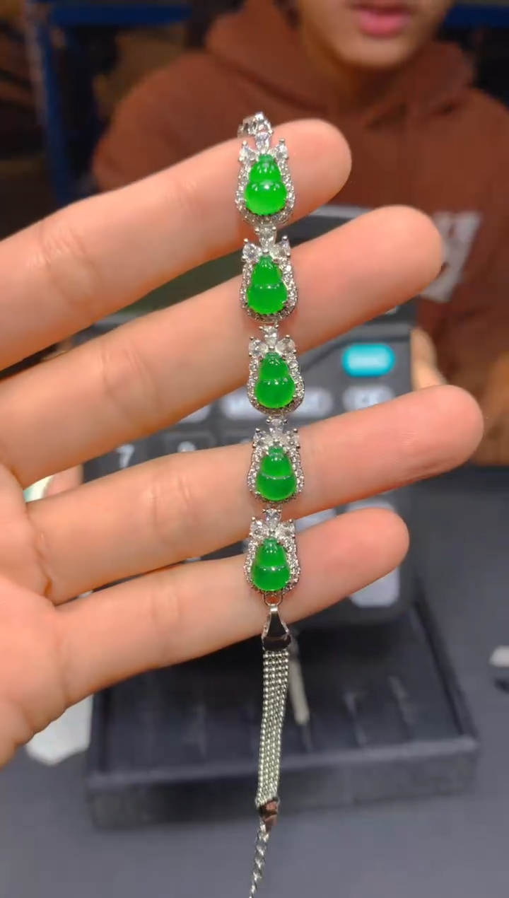 【闪购商品】定制翡翠未镶嵌34多样性发货（发其一）