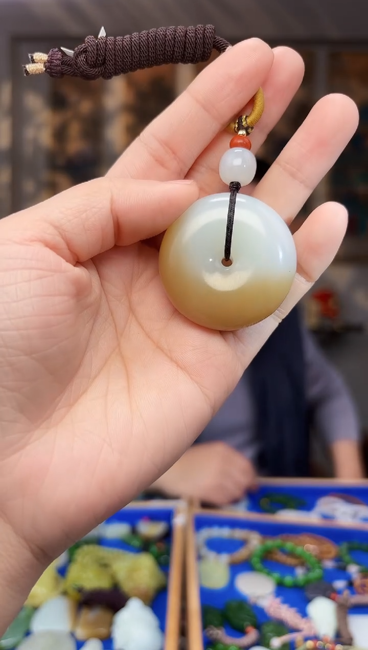 【闪购商品】和田玉挂件未镶嵌拍一发一