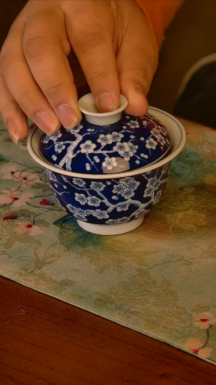 杯手工手绘杯杯很美丽