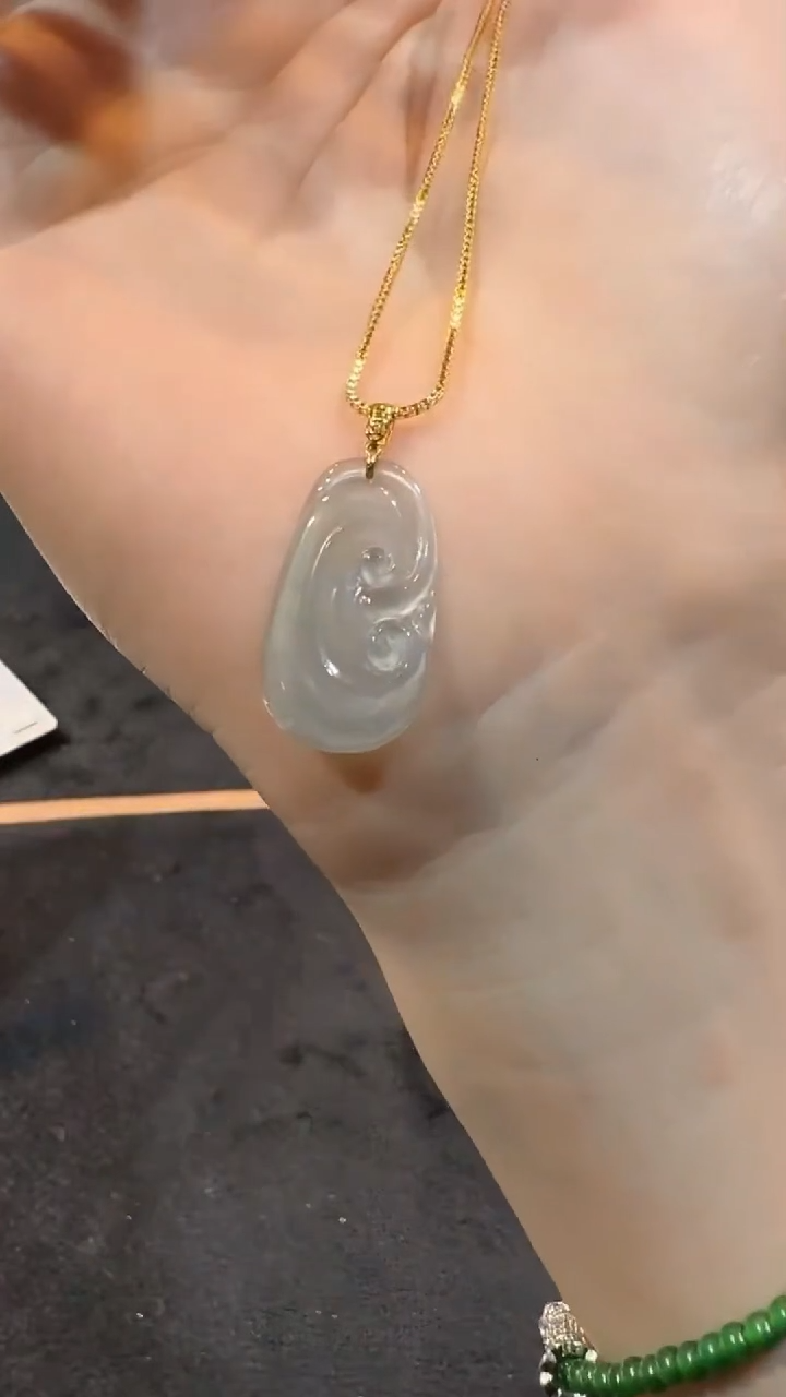 【闪购商品】翡翠吊坠(不含链)未镶嵌多样性发货其一不含链