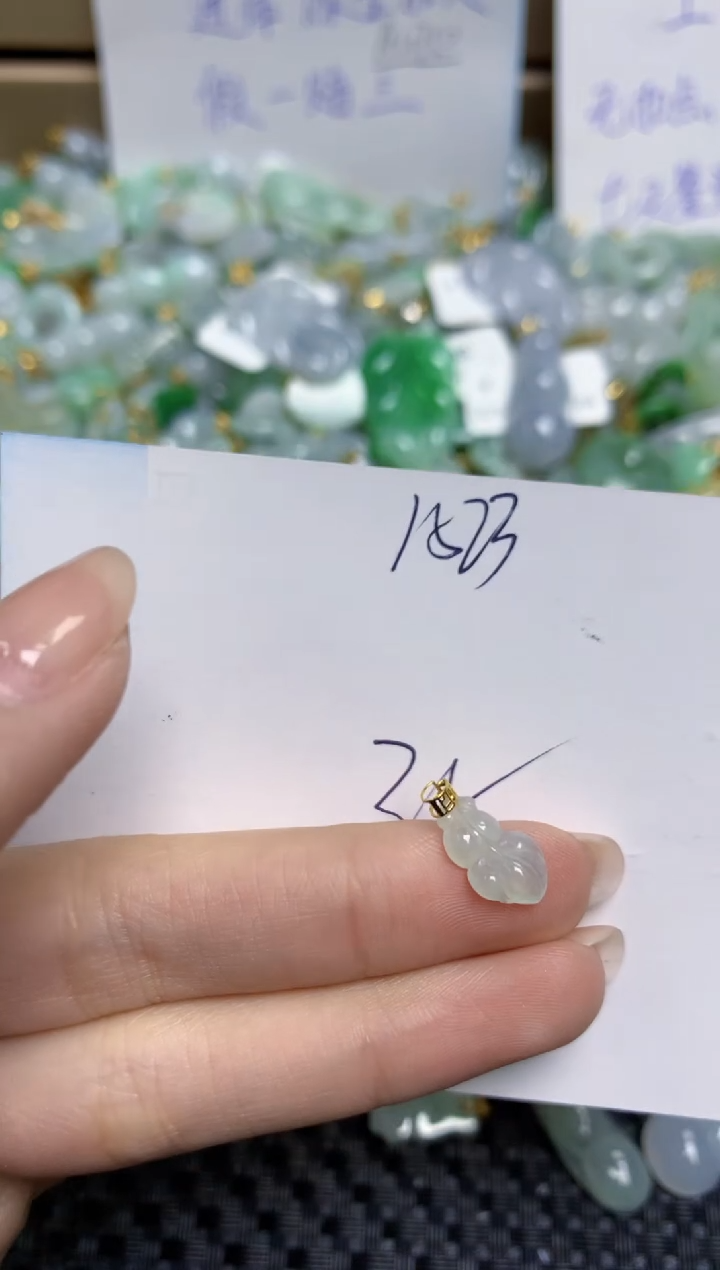 【闪购商品】翡翠颈饰18K金镶嵌天然缅甸A货翡翠