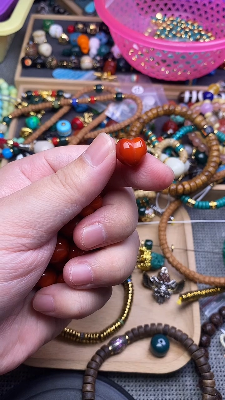 未镶嵌配饰南红玛瑙屁桃 单个发