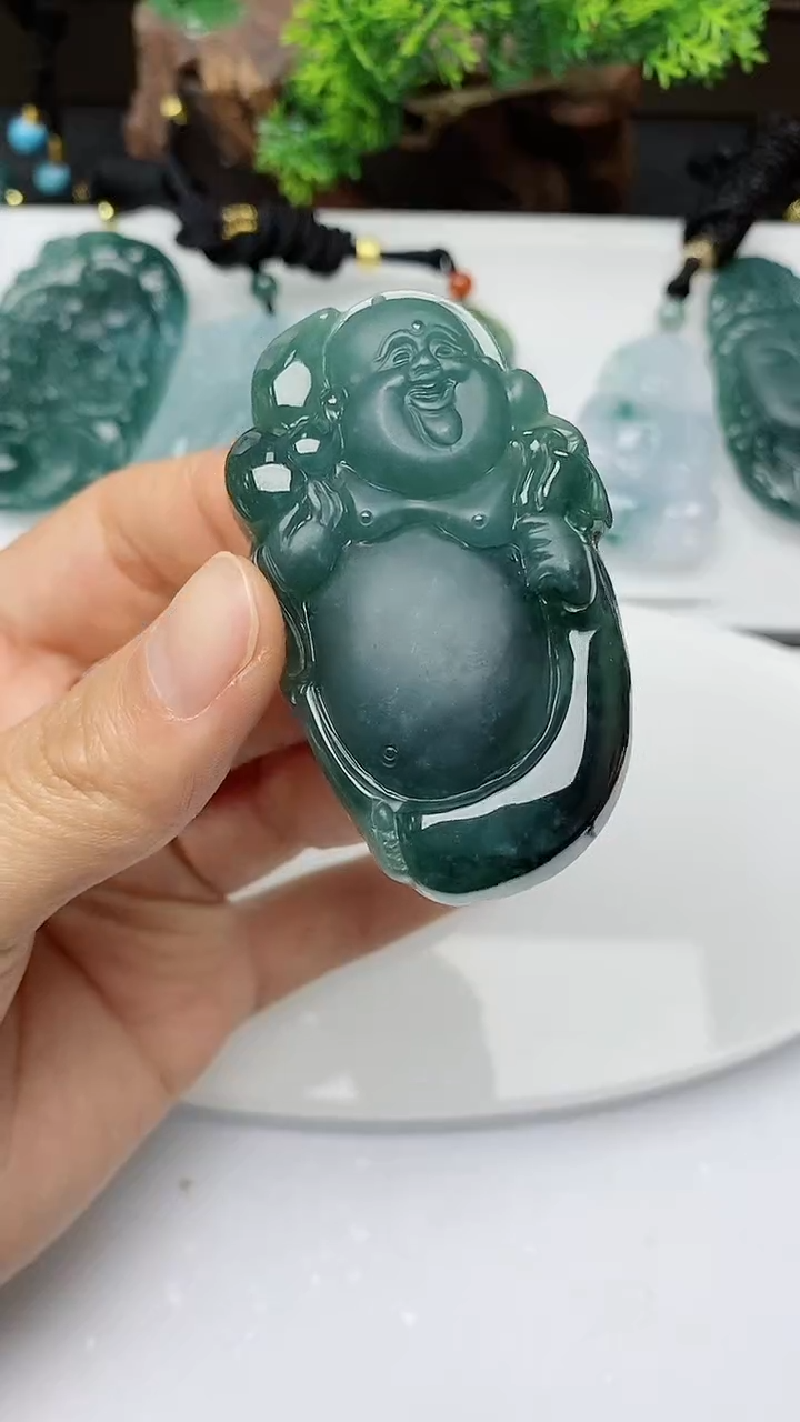 【闪购商品】翡翠颈饰未镶嵌