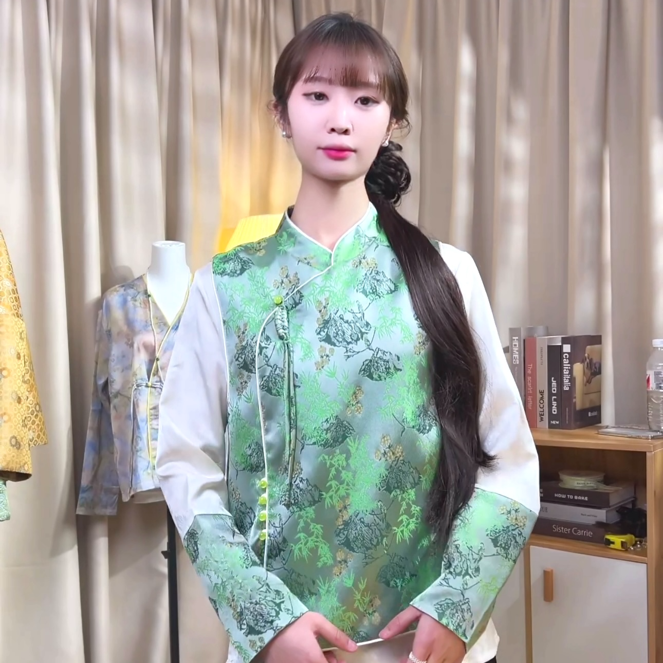 【套装】新中式套装马甲长袖春季女装提花缎面国风背心女外搭